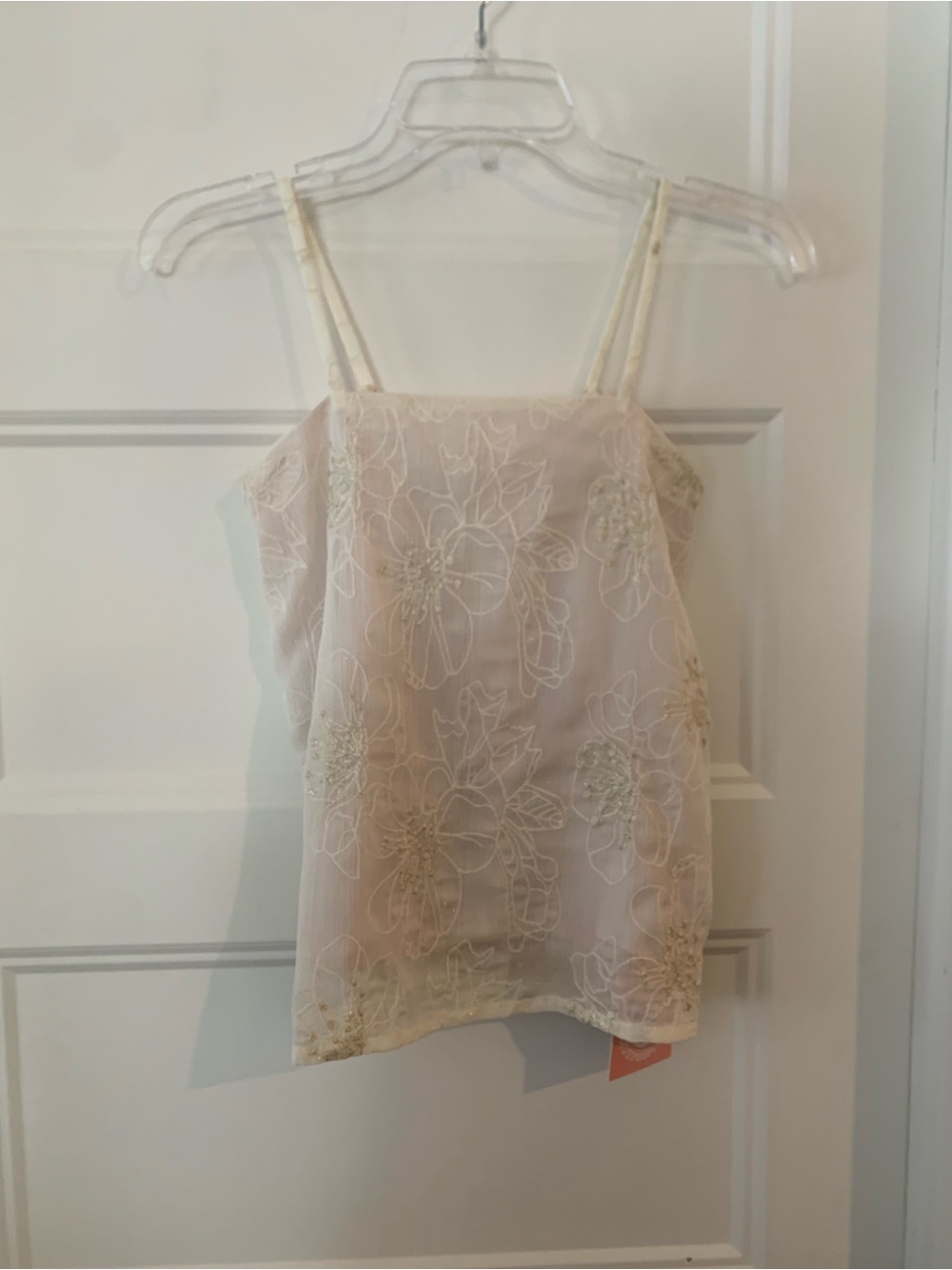 NWT Delicate Cream Floral Embroidered Cami Top